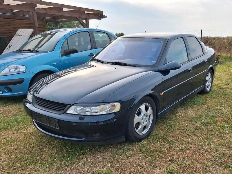 Blau Gebraucht 2001 Opel Vectra Limousine | 1.100 € (Guter Preis) - Bild 1/4