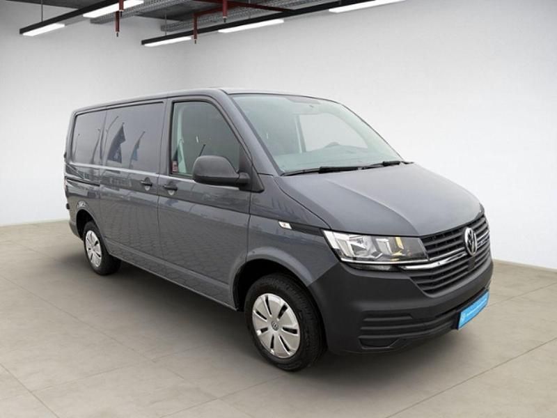 Gebraucht VW T6.1 110 PS (80 kW) 2021 Pure grey Van