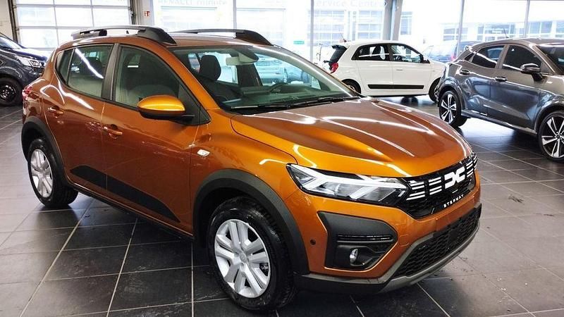 Gebraucht Dacia Sandero Expression 91 PS (66 kW) 2025 Orange Kleinwagen