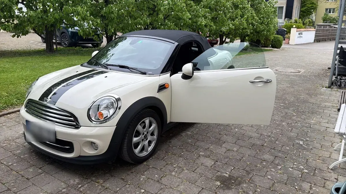Gebraucht Mini Cooper Cabriolet 122 PS (89 kW) 2013 Weiß Cabrio