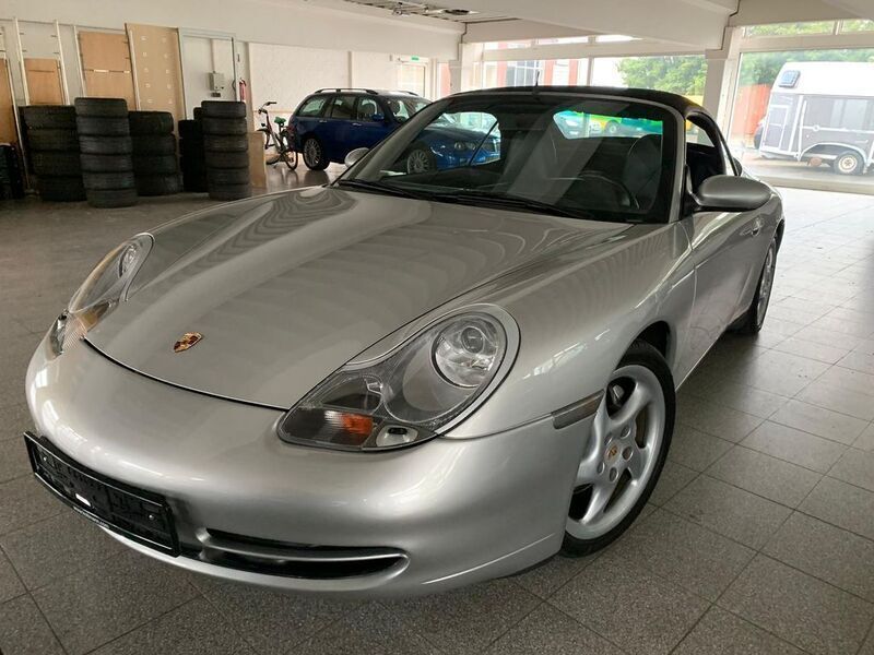 Grau Gebraucht 1999 Porsche 911 Carrera 4 Cabriolet Cabrio | 36.500 € (Etwas zu teuer) - Bild 1/4