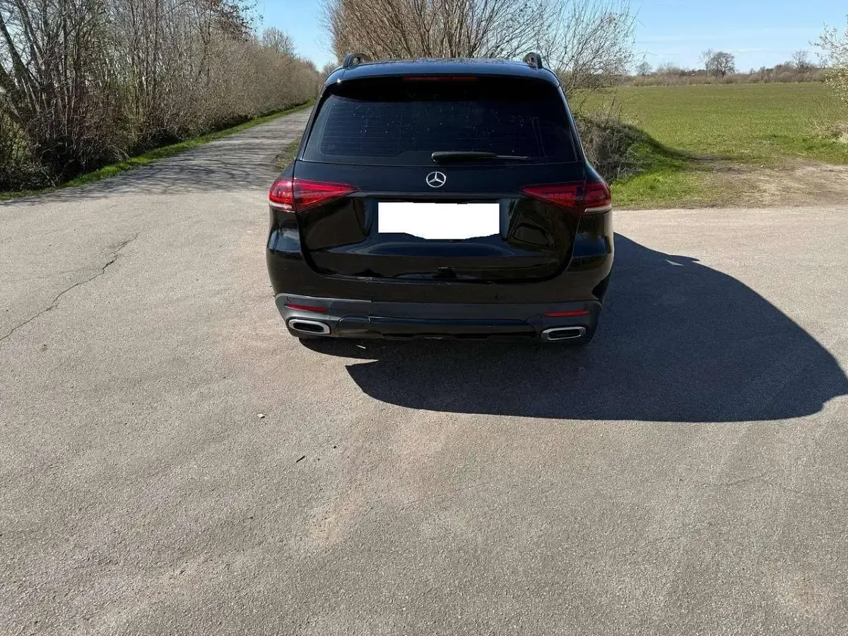 Gebraucht Mercedes GLE300 245 PS (180 kW) 2020 Schwarz SUV