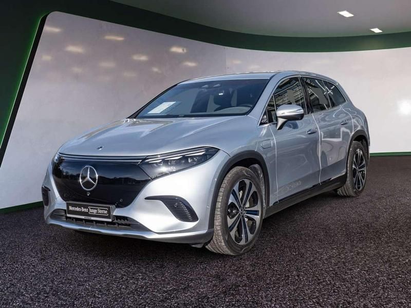 Gebraucht Mercedes EQS580 Advanced Plus 400 kW (544 PS) 2023 Silber / hightechsilber SUV