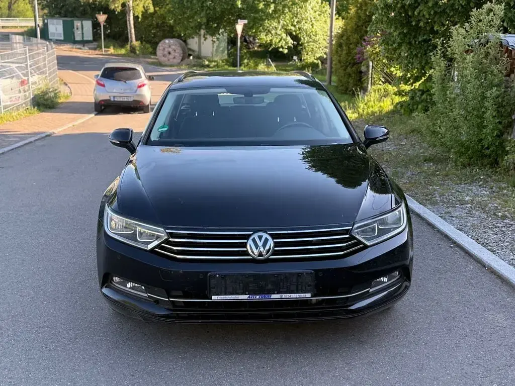 Second-hand VW Passat 190 CP (139 kW) 2015 Negru Break