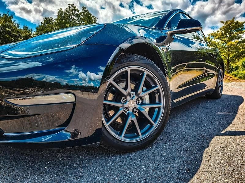 Gebraucht Tesla Model 3 Long Range AWD 331 kW (451 PS) 2019 Schwarz Limousine