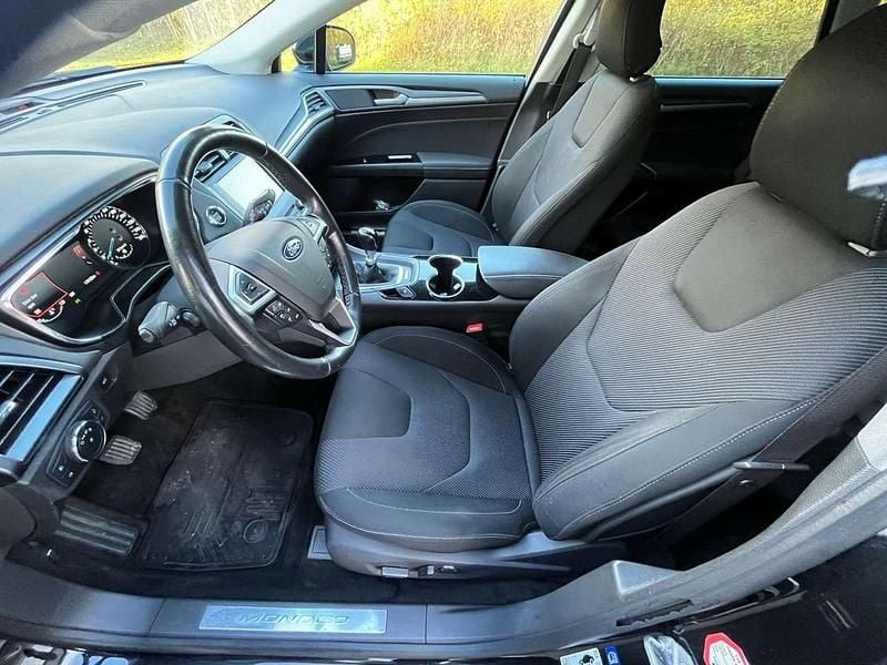 Gebraucht Ford Mondeo Titanium 116 PS (85 kW) 2015 Schwarz Kombi