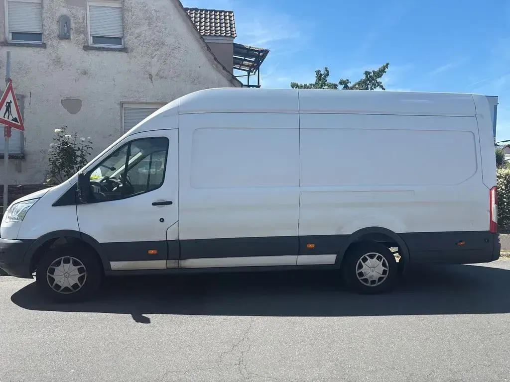 Gebraucht Ford Transit 131 PS (96 kW) 2017 Weiß Van / Kleinbus