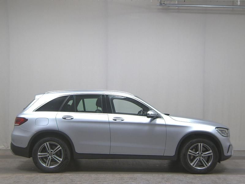 Silber Gebraucht 2021 Mercedes GLC300 Exclusive SUV | 29.980 € (Superpreis) - Bild 1/4