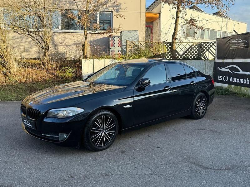 Gebraucht BMW 525 Sport Line 204 PS (150 kW) 2010 Schwarz Limousine