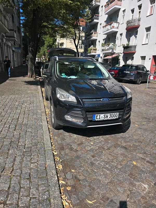 Gebraucht Ford Kuga 150 PS (110 kW) 2015 SUV