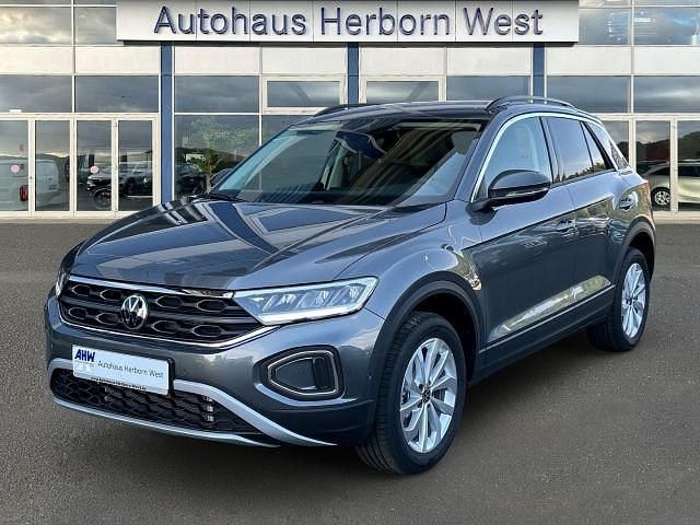 Grau Neu 2025 VW T-Roc Life SUV | 29.750 € (Superpreis) - Bild 1/4
