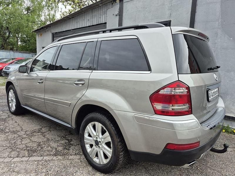 Gebraucht Mercedes GL420 306 PS (225 kW) 2008 Silber SUV
