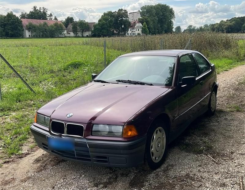 Gebraucht BMW 316 102 PS (75 kW) 1995 Rot Coupé