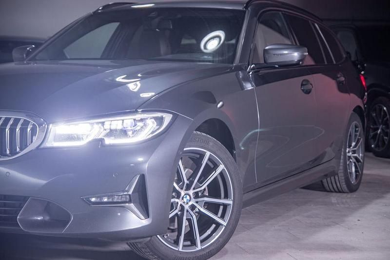 Gebraucht BMW 320 Luxury Line 190 PS (139 kW) 2020 Grau Kombi