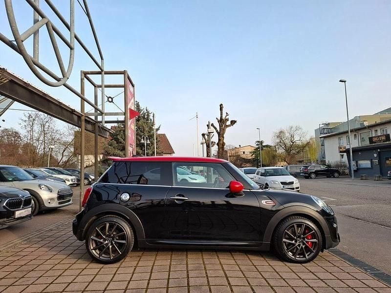 Gebraucht Mini John Cooper Works 231 PS (169 kW) 2018 Schwarz Kleinwagen