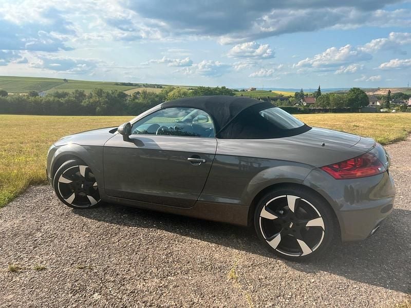 Gebraucht Audi TT Roadster 211 PS (155 kW) 2011 Cabrio