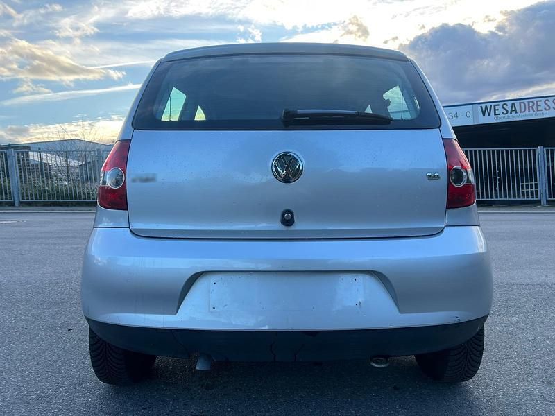 Gebraucht VW Fox 75 PS (55 kW) 2006 Silber Kleinwagen
