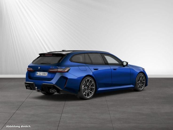 Gebraucht BMW M5 M Sport 727 PS (534 kW) 2025 Marina bay blau metallic Kombi