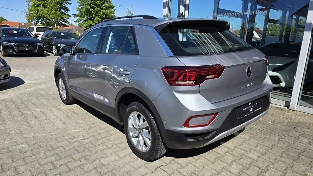 Gebraucht VW T-Roc Life 150 PS (110 kW) 2022 Pyrit silber SUV