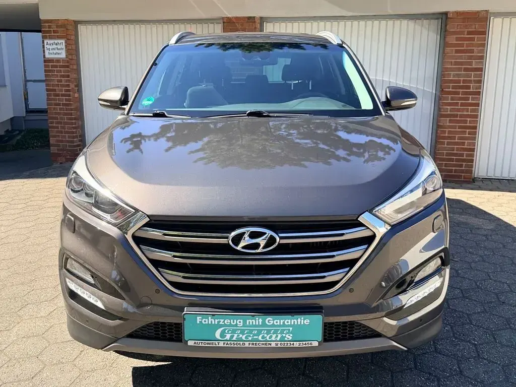 Gebraucht Hyundai Tucson Premium 141 PS (103 kW) 2017 Braun SUV
