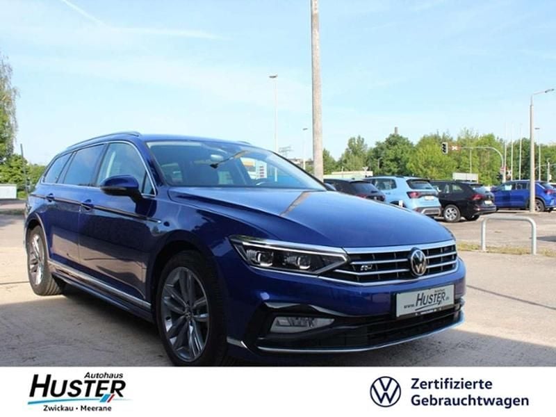 Blau Gebraucht 2024 VW Passat Elegance Kombi | 35.980 € (Fairer Preis) - Bild 1/2