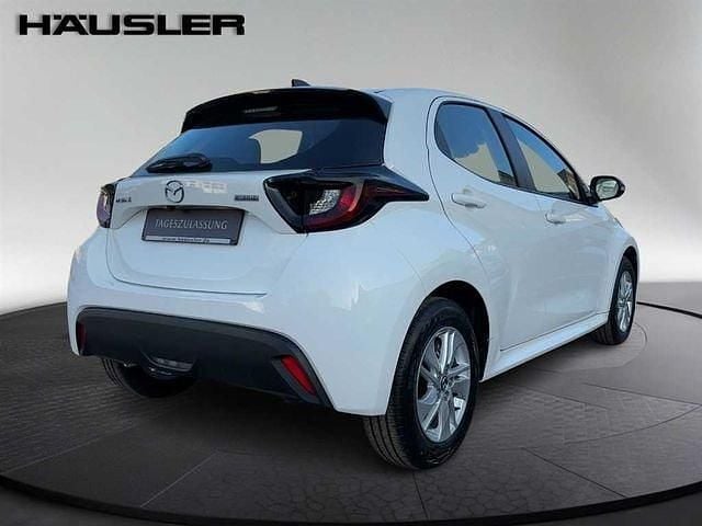 Neu Mazda 2 Center-Line 116 PS (85 kW) 2025 Weiß Kleinwagen