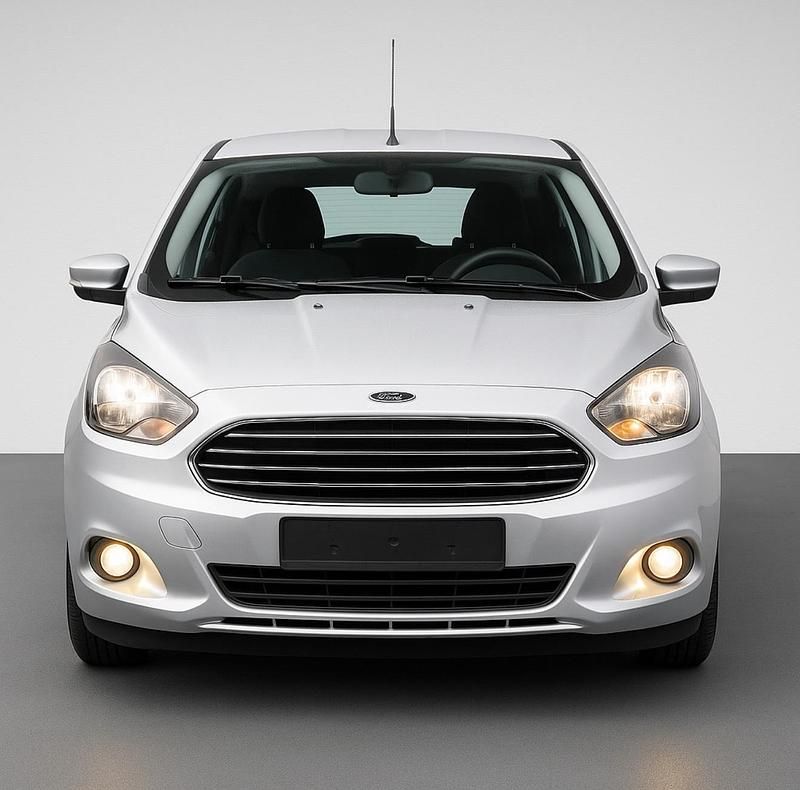 Silber Gebraucht 2017 Ford Ka Plus Kleinwagen | 4.850 € (Fairer Preis) - Bild 1/4