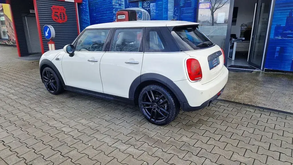 Gebraucht Mini ONE 102 PS (75 kW) 2016 Weiß Kleinwagen