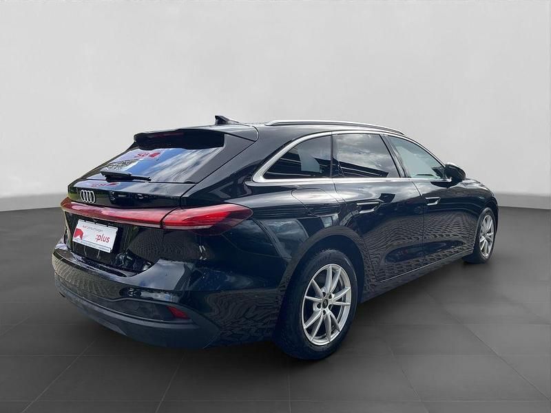 Gebraucht Audi A5 Sport 204 PS (150 kW) 2025 Schwarz Kombi