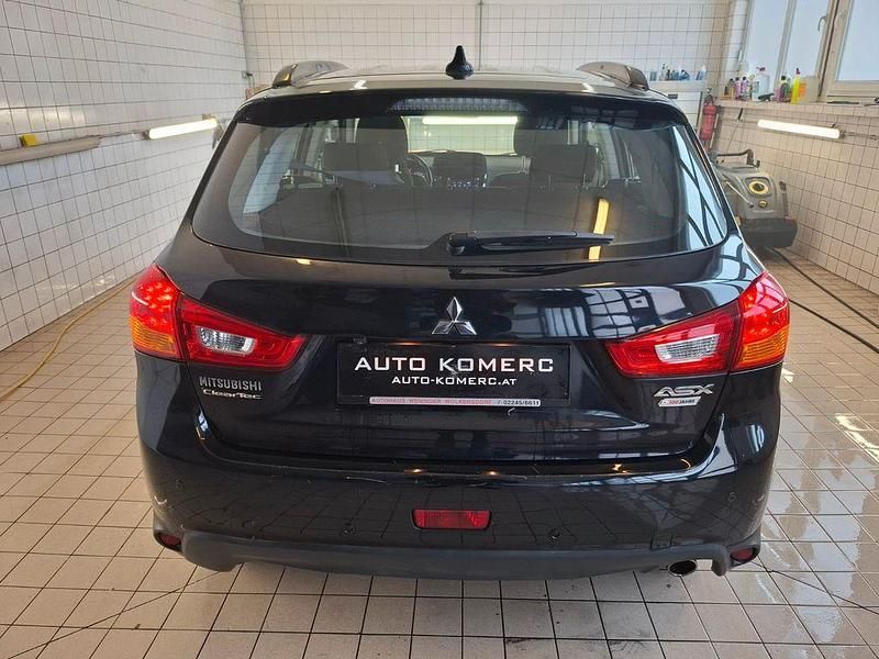 Gebraucht Mitsubishi ASX Top 114 PS (83 kW) 2017 Schwarz SUV