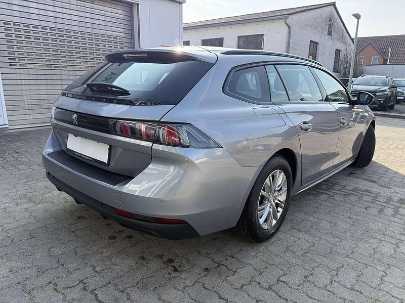 Gebraucht Peugeot 508 Active 131 PS (96 kW) 2022 Grau artense/metallic Kombi