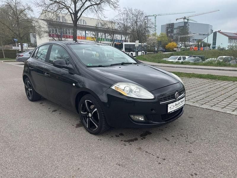 Gebraucht Fiat Bravo Dynamic 120 PS (88 kW) 2008 Schwarz Kleinwagen