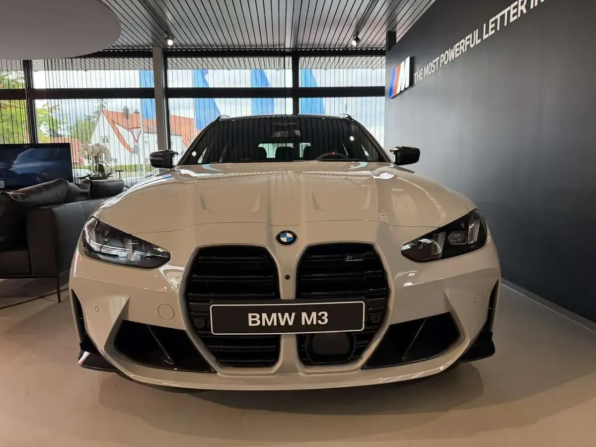 Neu BMW M3 Competition Edition 530 PS (389 kW) 2026 Grau Limousine
