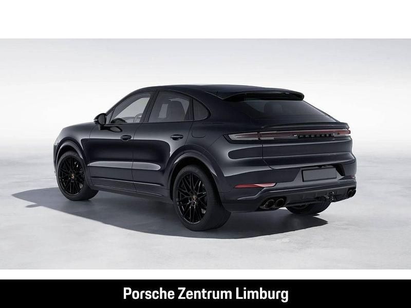 Second-hand Porsche Cayenne Black Edition 470 CP (345 kW) 2025 Negru SUV