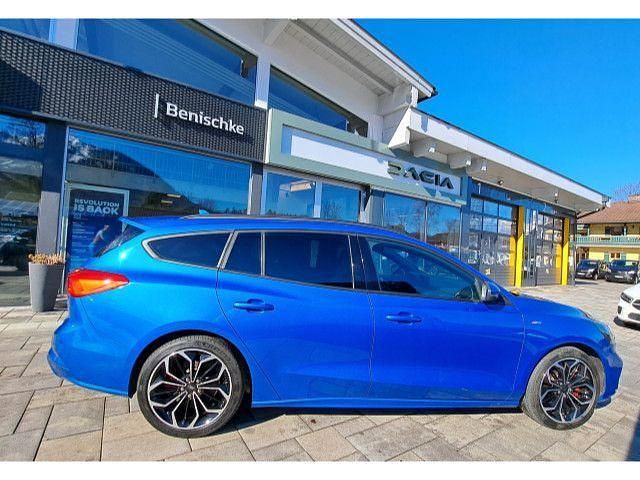 Gebraucht Ford Focus ST-Line X 150 PS (110 kW) 2021 Blau Limousine
