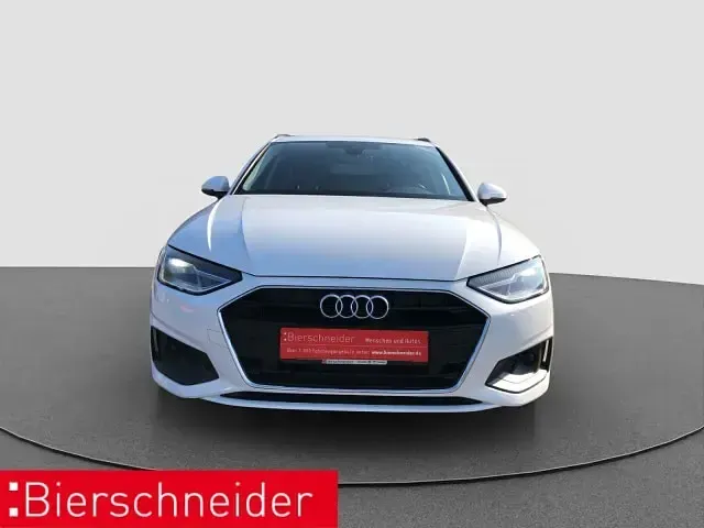 Gebraucht Audi A4 Business 136 PS (100 kW) 2022 Weiss Kombi