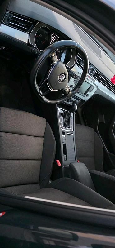 Gebraucht VW Passat 150 PS (110 kW) 2017 Grau Kombi