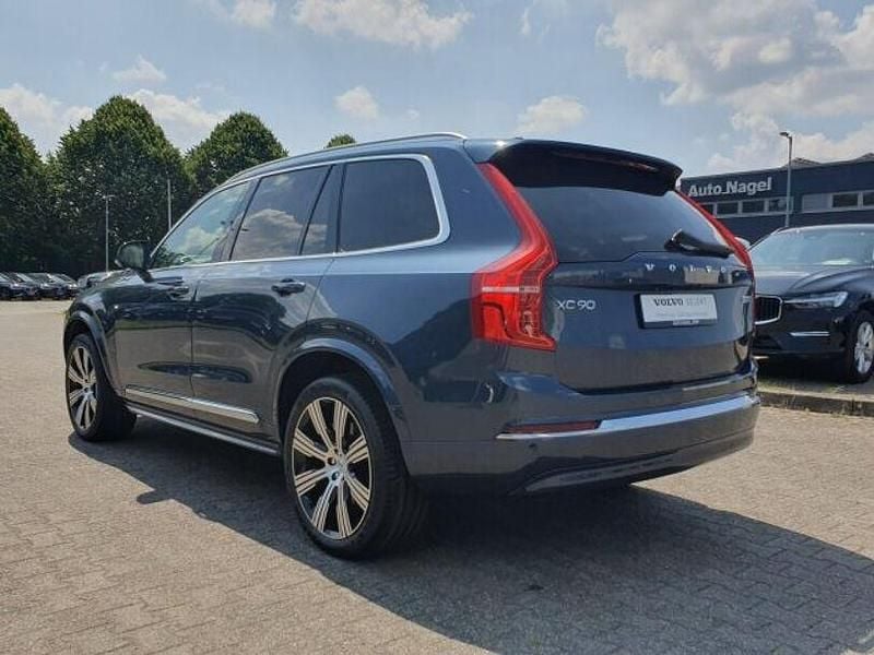 Second-hand Volvo XC90 Ultimate 250 CP (183 kW) 2023 Albastru SUV