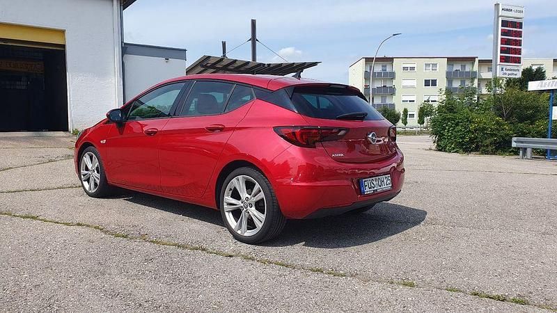 Gebraucht Opel Astra Ultimate 145 PS (106 kW) 2020 Rot Limousine
