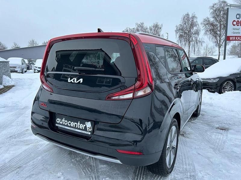 Gebraucht Kia Soul EV Spirit 150 kW (204 PS) 2022 Schwarz SUV