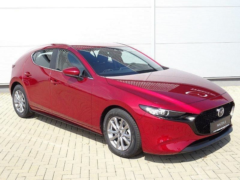 Neu Mazda 3 Prime-Line 140 PS (102 kW) 2025 Soul red crystal metallic Limousine