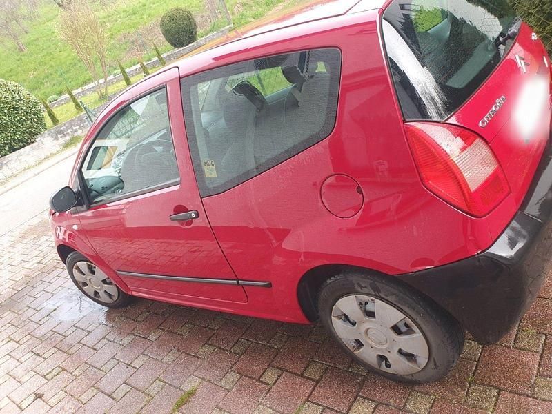 Gebraucht Citroën C2 60 PS (44 kW) 2003 Rot Kleinwagen