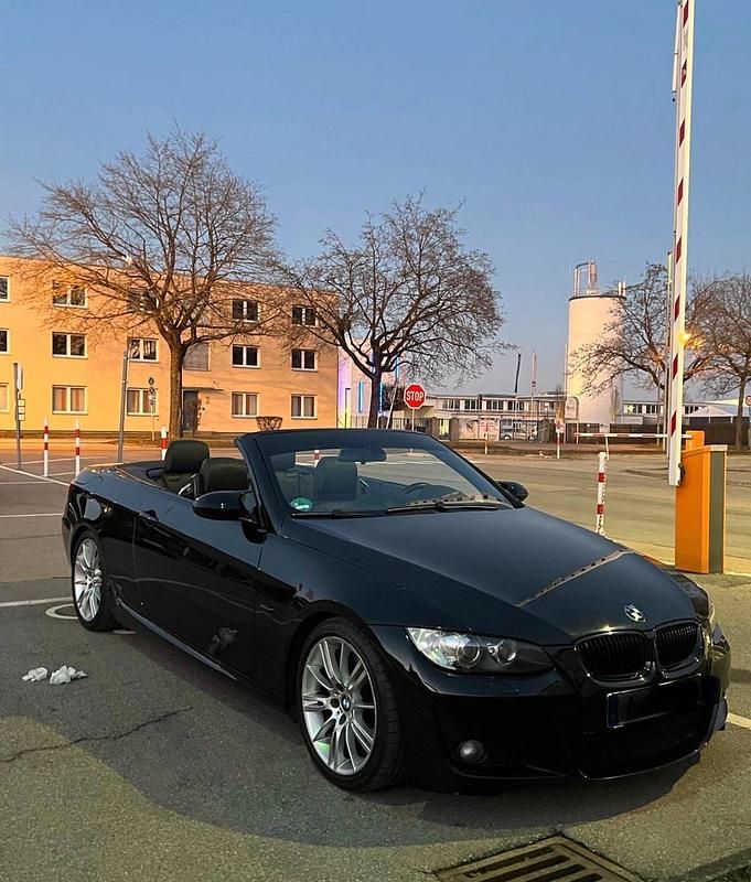 Schwarz Gebraucht 2007 BMW 325 Cabriolet Performance Cabrio | 16.500 € - Bild 1/4