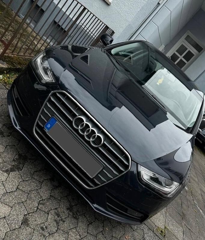 Gebraucht Audi A4 170 PS (125 kW) 2013 Blau Limousine