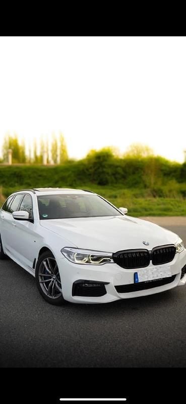 Weiß Gebraucht 2019 BMW 540 M Sport Kombi | 37.900 € (Fairer Preis) - Bild 1/4