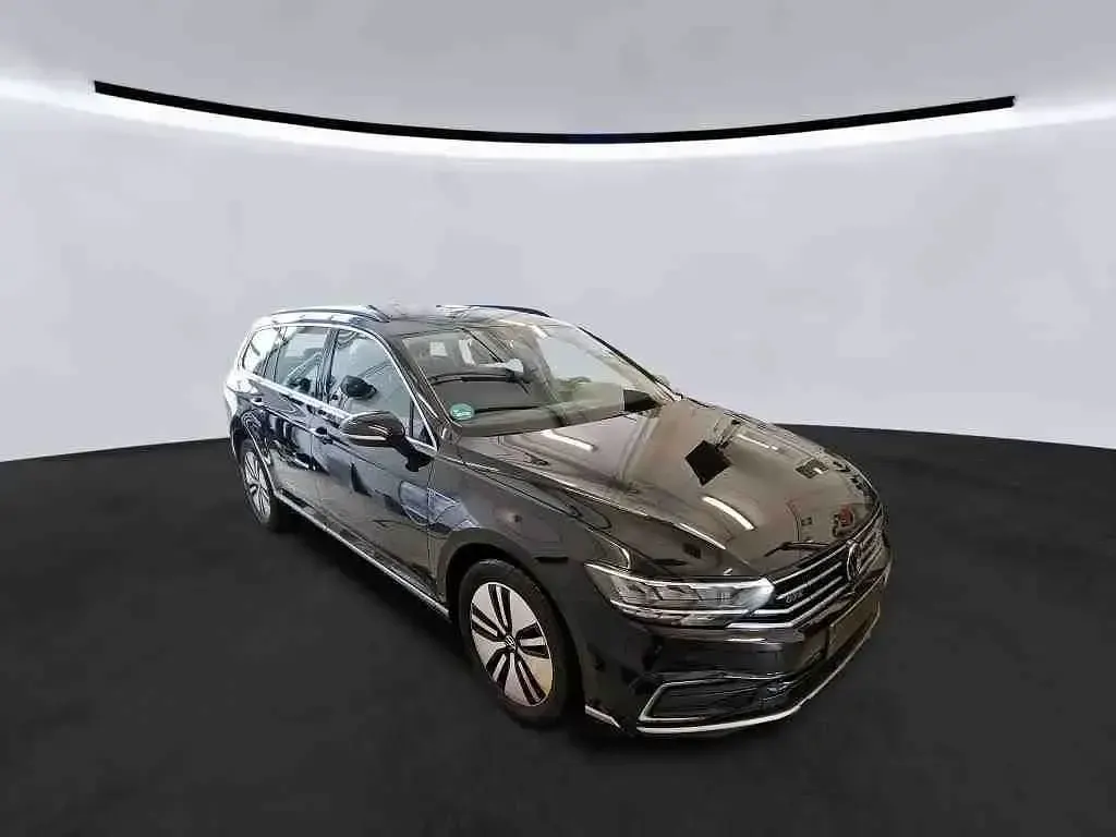 Gebraucht VW Passat GTE 156 PS (114 kW) 2021 Schwarz Kombi