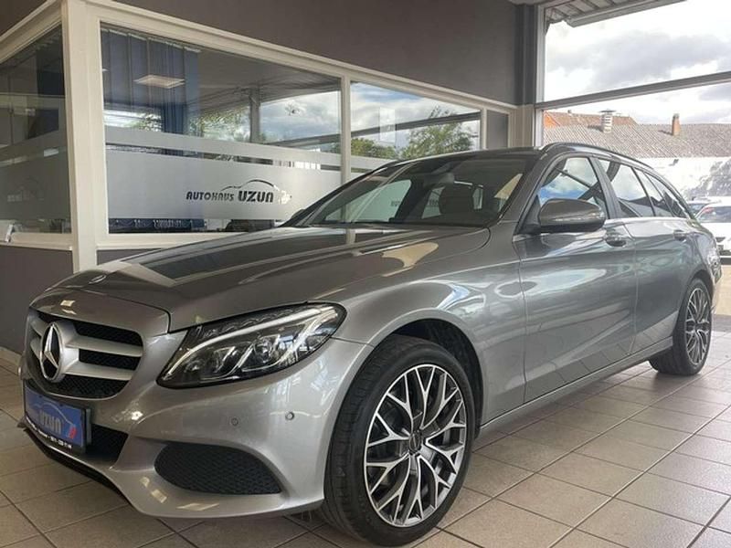 Gebraucht Mercedes C220 170 PS (125 kW) 2015 Grau Kombi