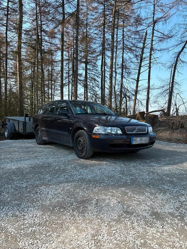 Gebraucht Volvo V40 122 PS (89 kW) 2001 Andere farben Kombi