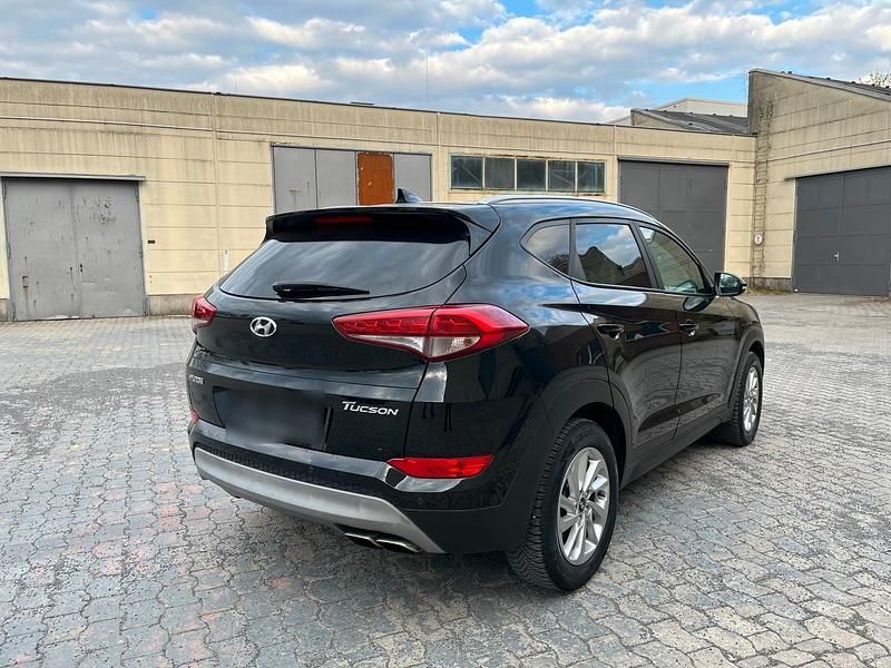 Gebraucht Hyundai Tucson 177 PS (130 kW) 2017 Schwarz SUV