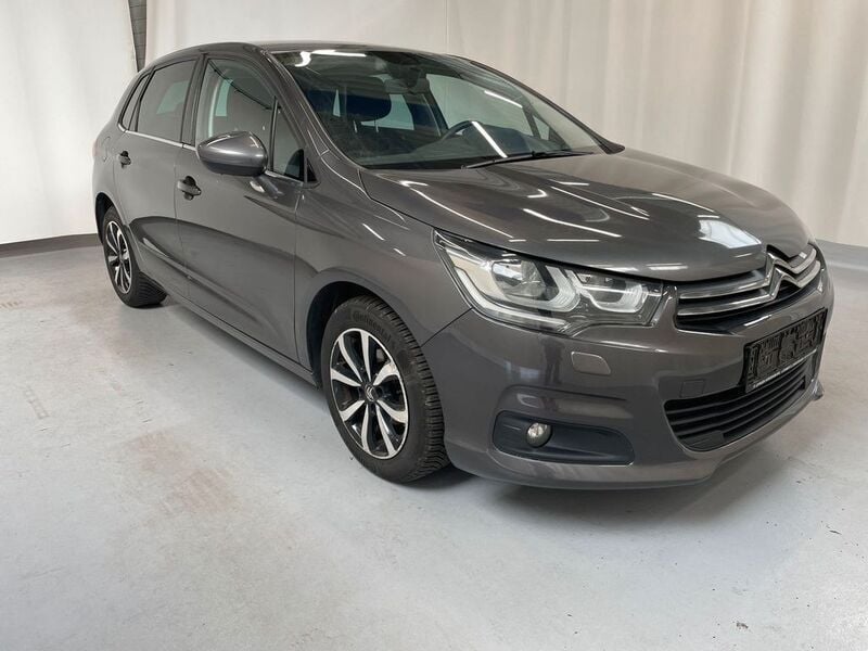 Grau Gebraucht 2018 Citroën C4 SELECTION Limousine | 6.999 € (Fairer Preis) - Bild 1/4